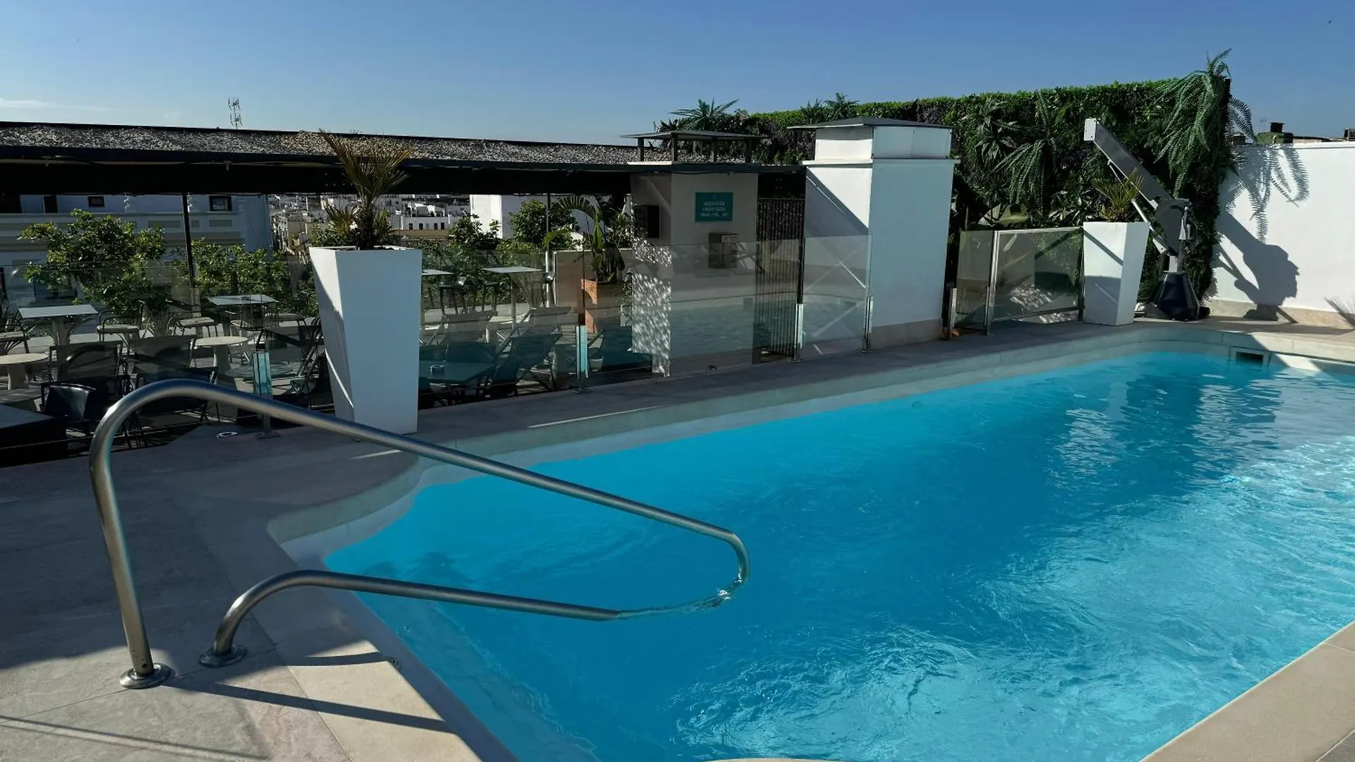 Hotel Becquer Sevilha 4*,