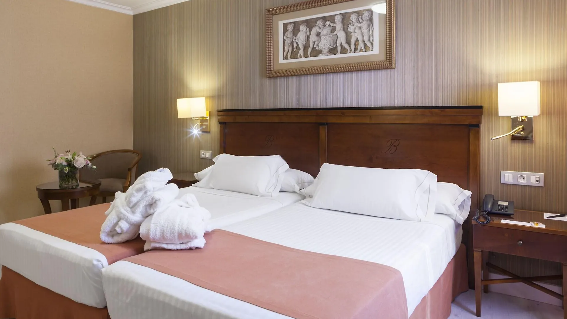 Hotel Becquer Seville