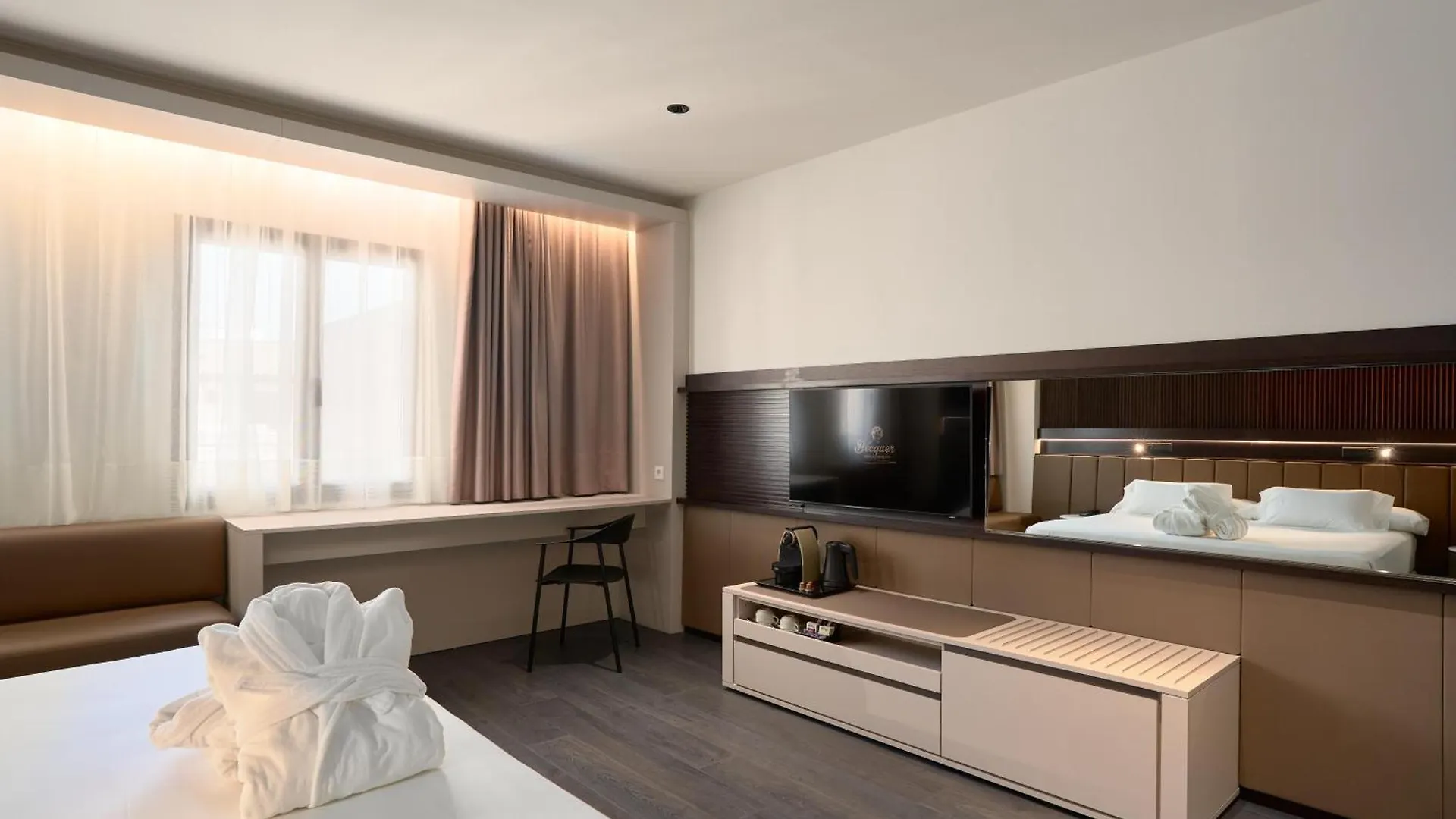Hotel Becquer Seville