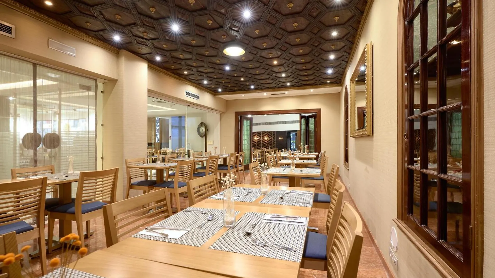 Hotel Becquer Seville
