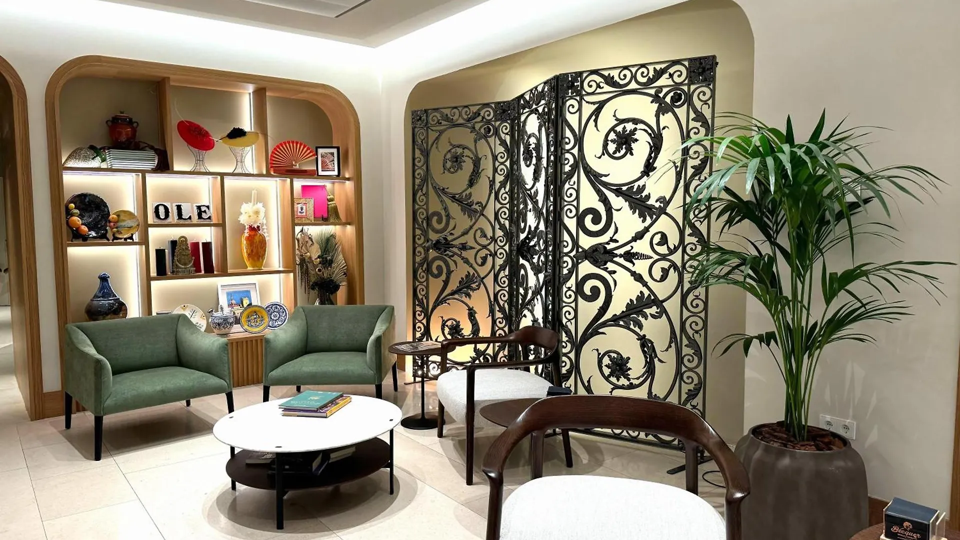 Hotel Becquer Seville